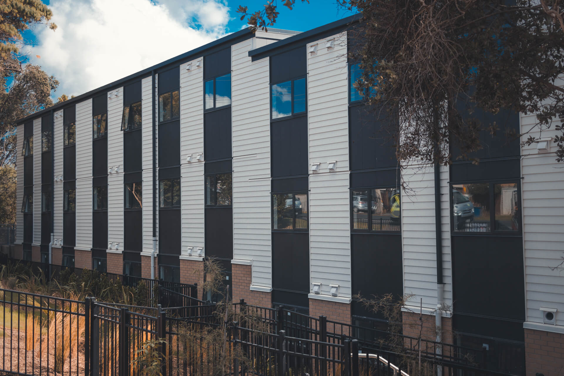 CROWN LYNN YARD 2 - Image 2